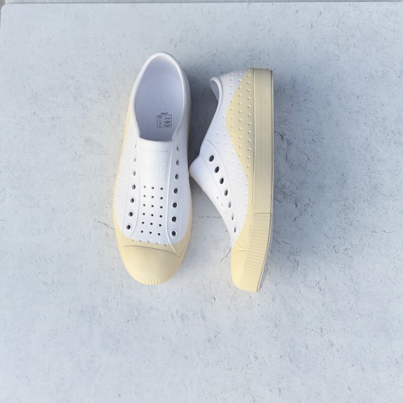 Jefferson Wanderfoam™ Roam - Picture 3 of 5